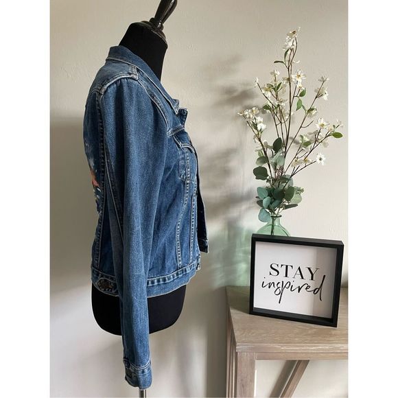 Earl Jean Jacket with Custom One if a Kind Painted Sunset on the back - Picture 4 of 6